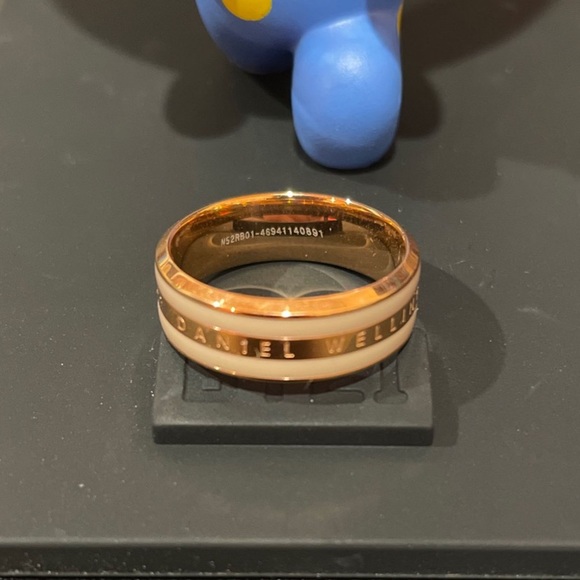 dw ring size